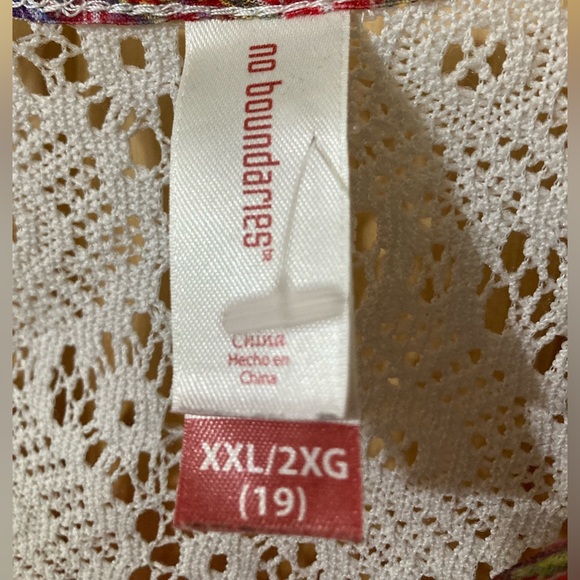 NWOT - No Boundaries size XXL 19 juniors?) flowy tank top Fits like a L. - Picture 2 of 4